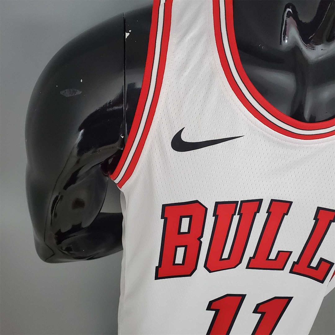 DeROZAN#11 Chicago Bulls white 6