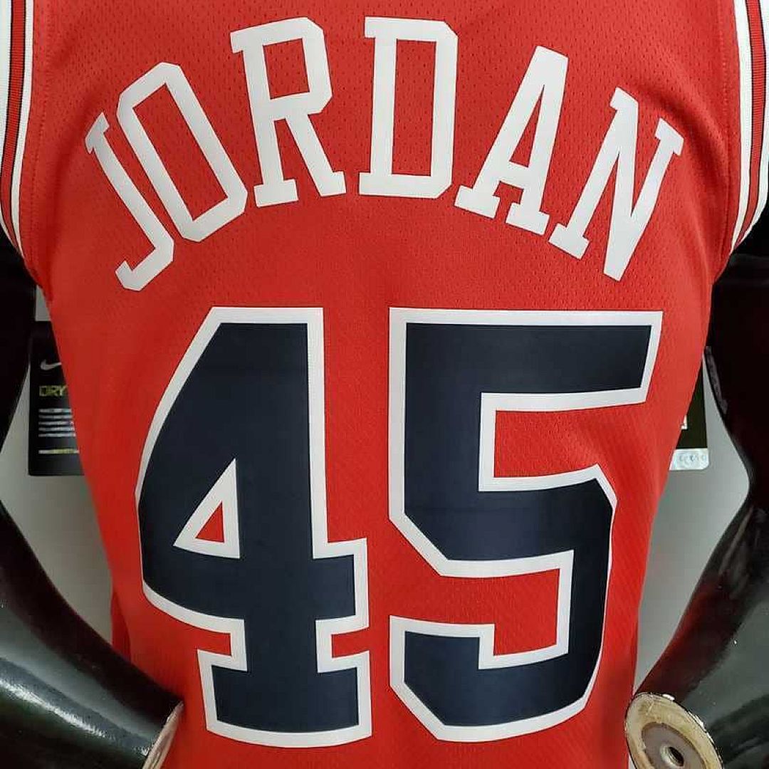 JDRDAN#45 Chicago Bulls 5