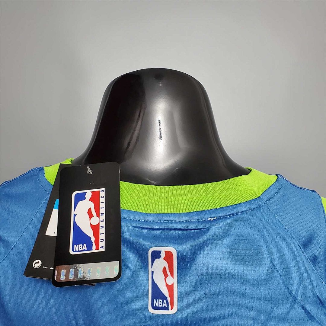 Nowitzki #41 Dallas Mavericks blue idol 8