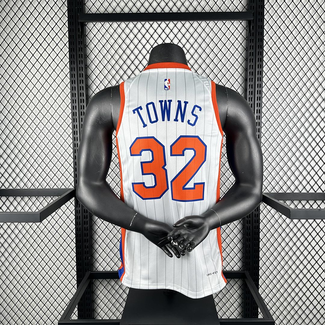 2025 New York Knicks Towns #32 City Edition NBA Jersey 4