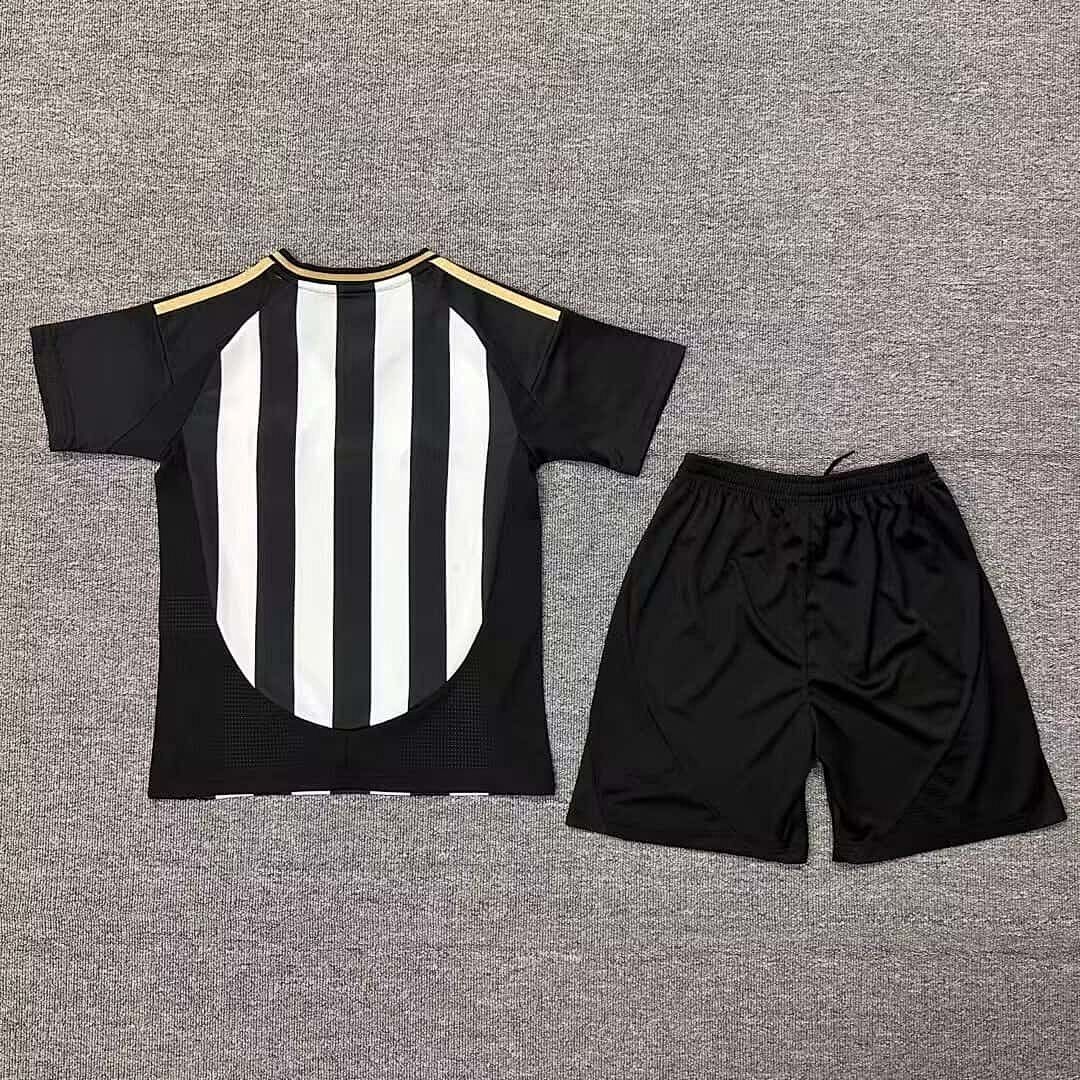 25-26 infantil Atletico Mineiro local 16-28 2