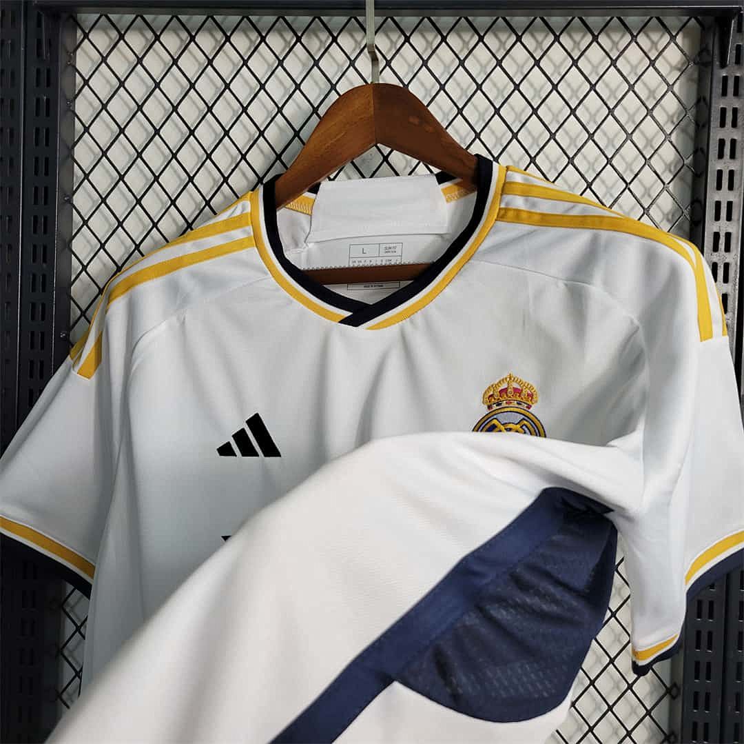 23-24 Real Madrid home 11
