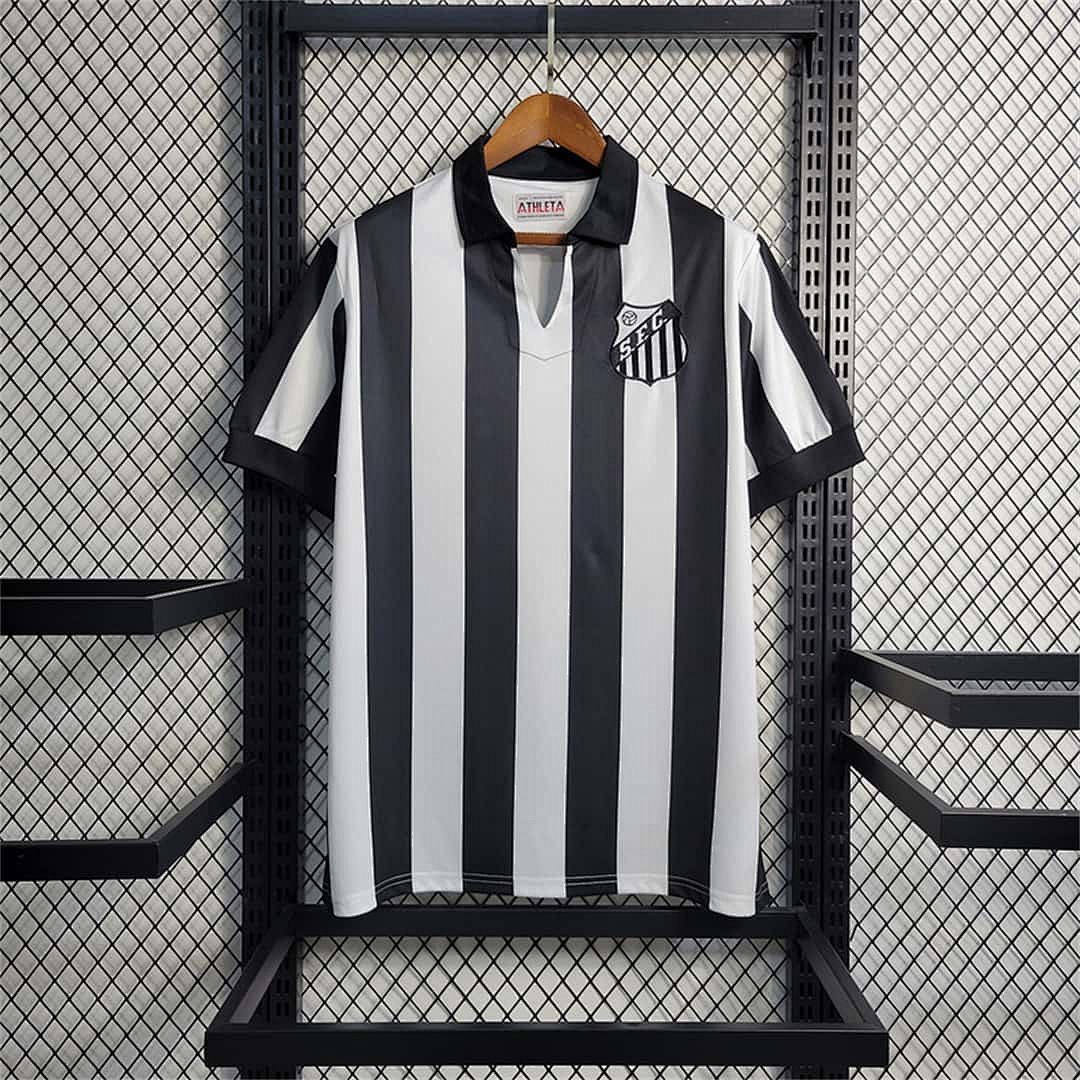 1958 Santos home