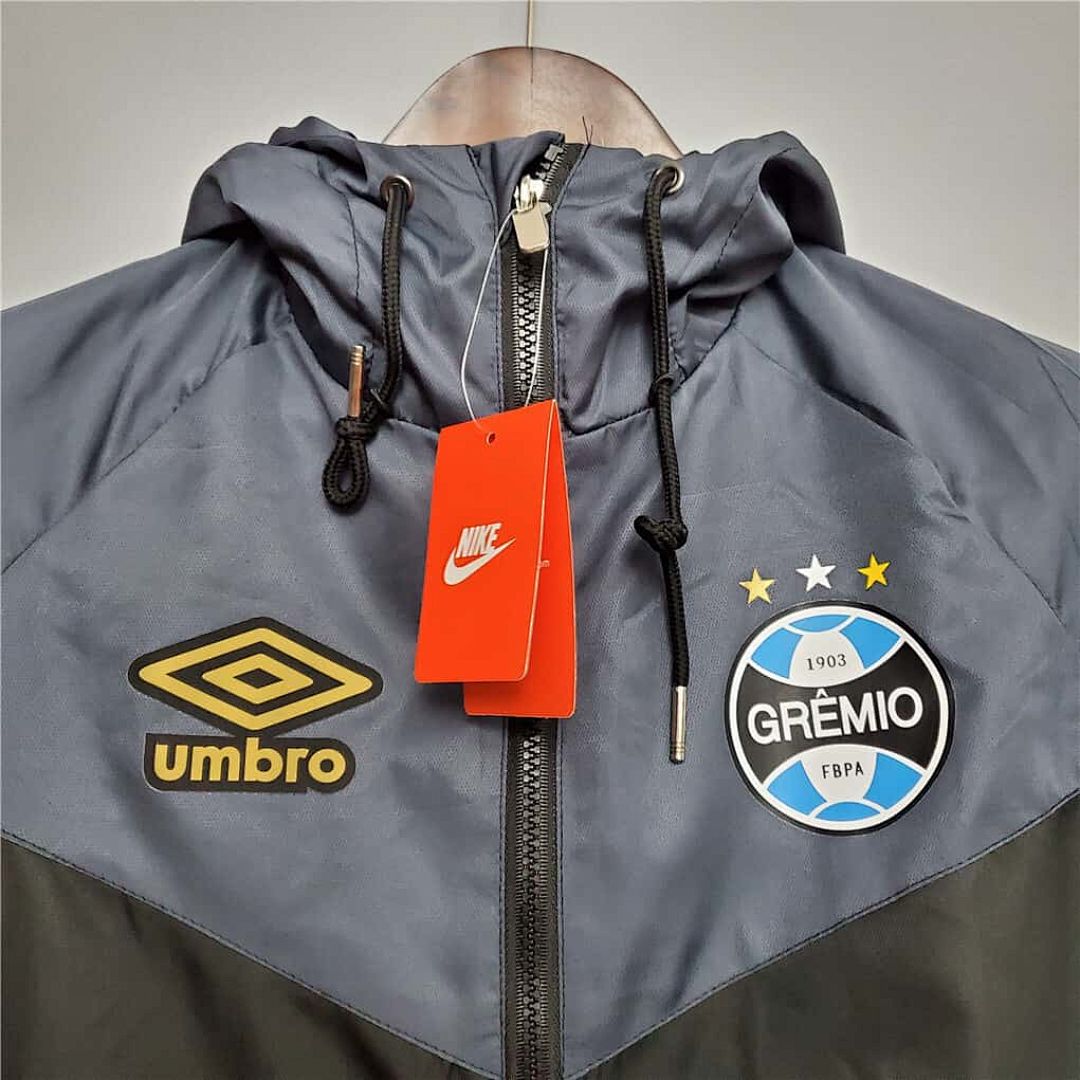 20-21 Gremio black windbreaker 2