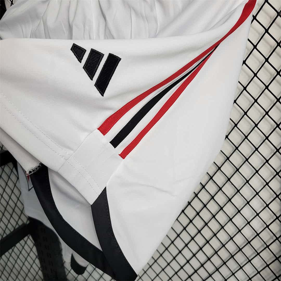 23-24 Sao Paulo home Shorts 4