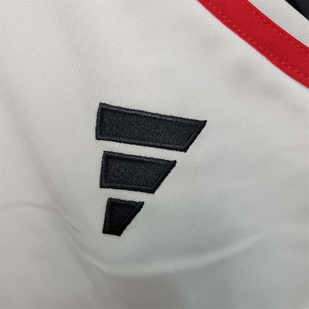 23-24 Sao Paulo home Shorts 6