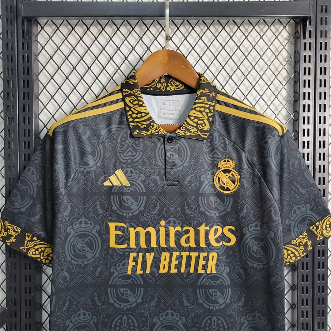 23-24 Real Madrid negro edición concepto 8