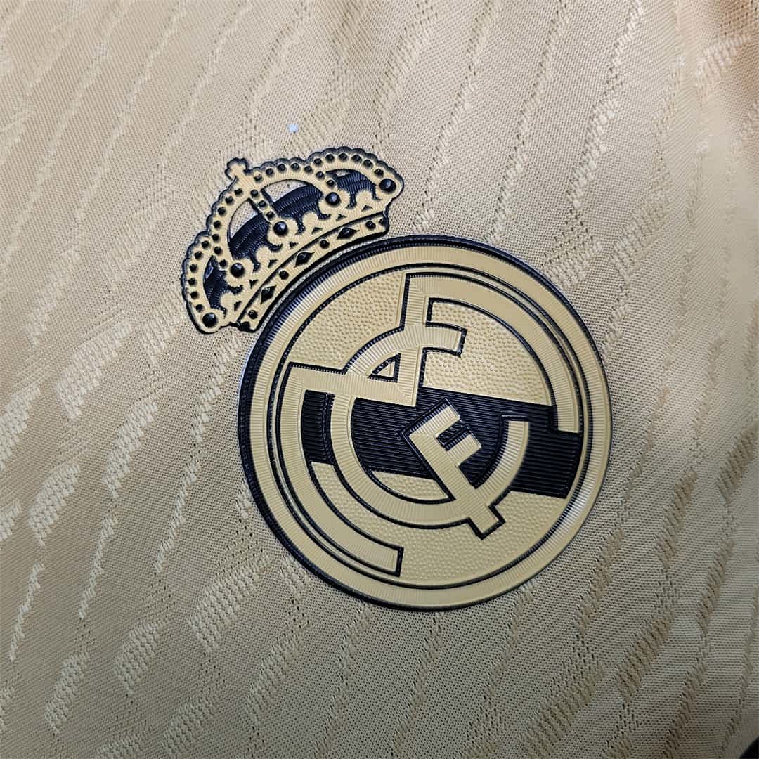 23-24 Real Madrid yellow player version 10