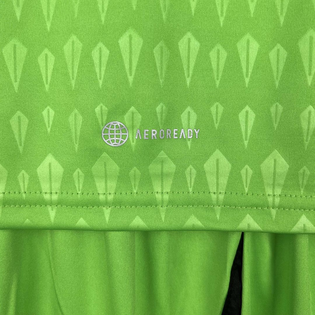 23-24 Kids Goalkeeper Real Madrid Green Size 16-28 3