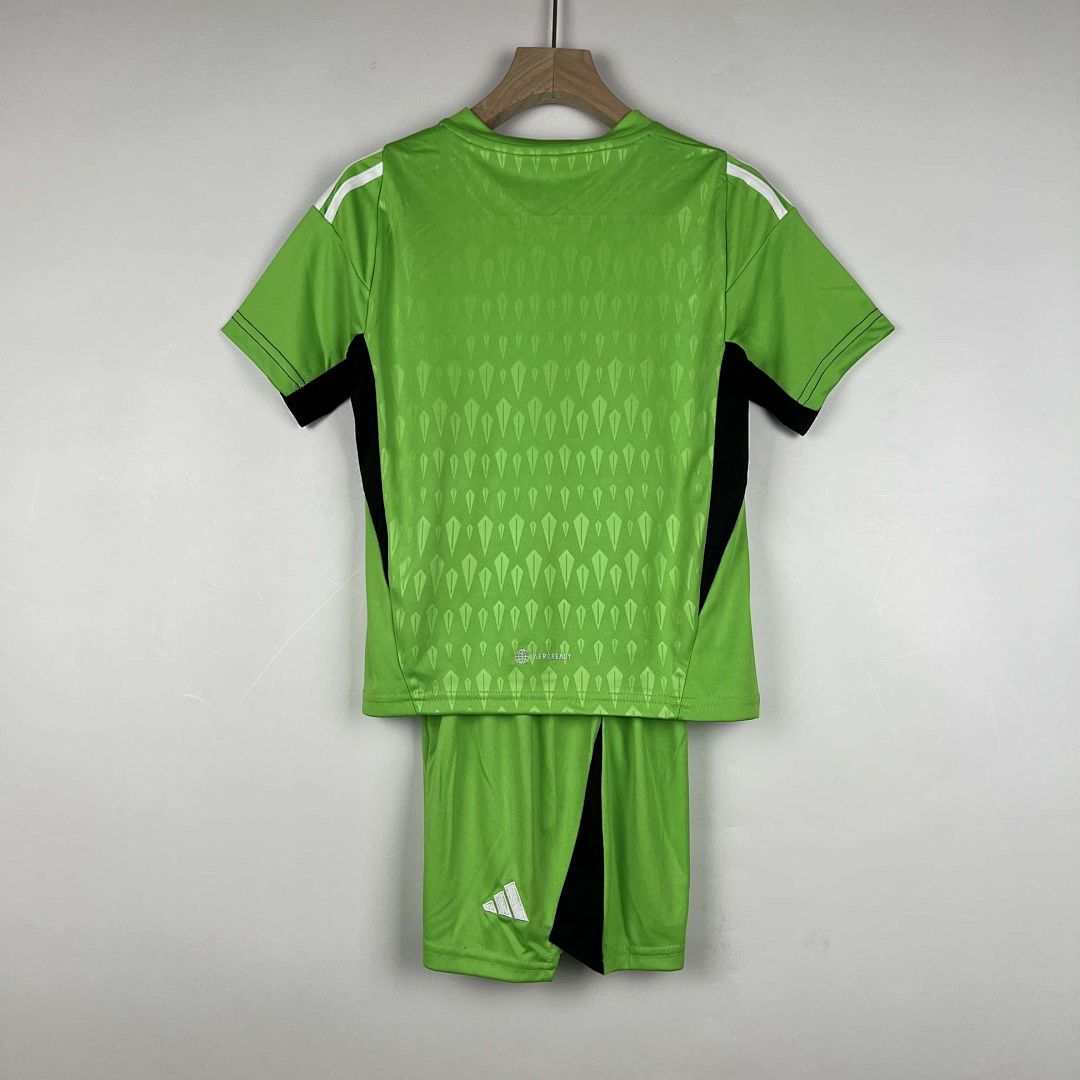 23-24 Kids Goalkeeper Real Madrid Green Size 16-28 5