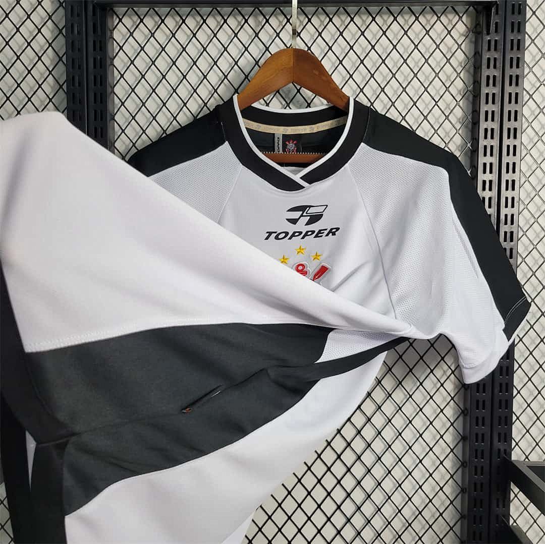 2000 Corinthians home 8
