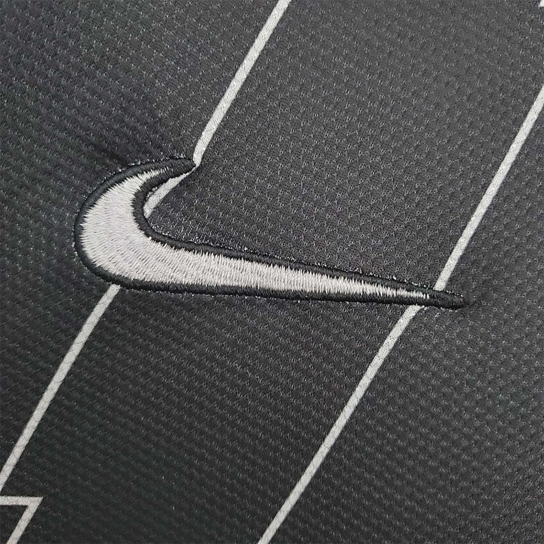 11-12 Corinthians away 4