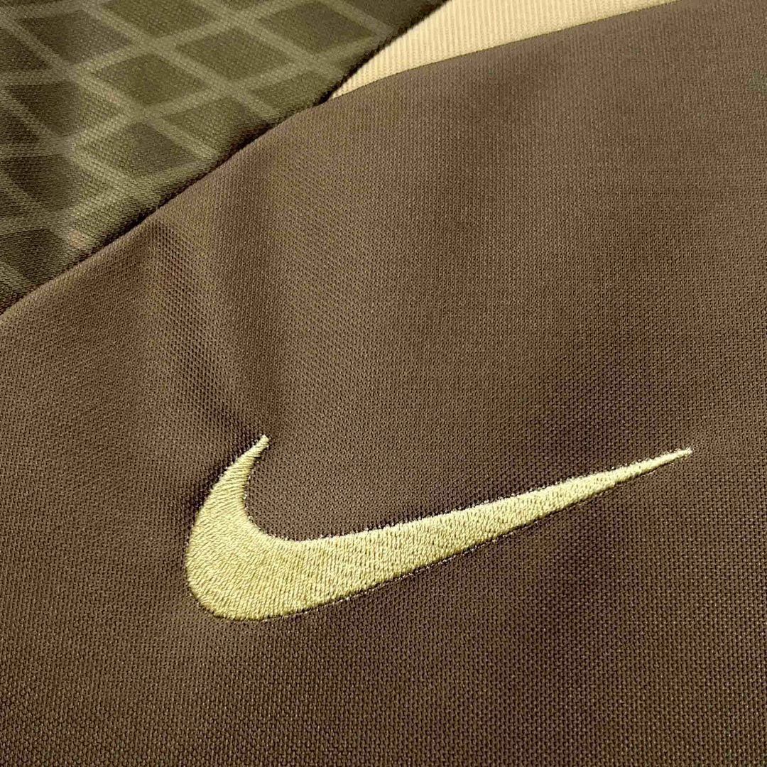 24-25 Corinthian Training Golden Shirt 4