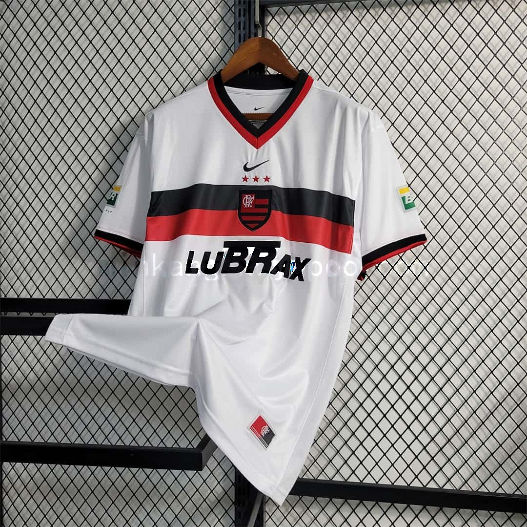 2001 Flamengo extérieur 7