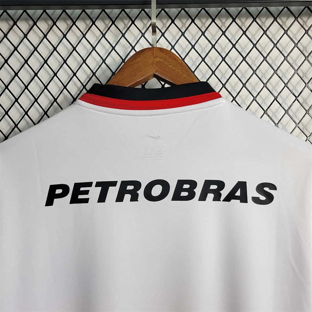 2001 Flamengo extérieur 8