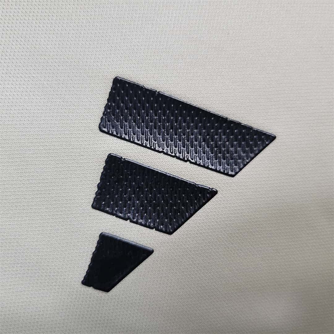 23-24 Flamengo training suit off-white 12