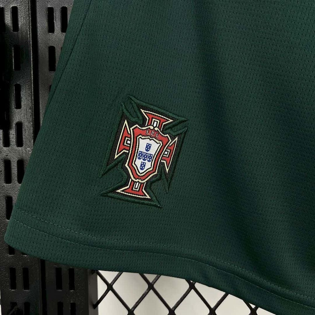 25-26 Portugal domicile short S-XXL 4