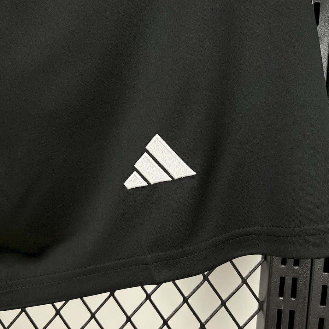 25-26 Colo Colo Home Shorts S-XXL 3