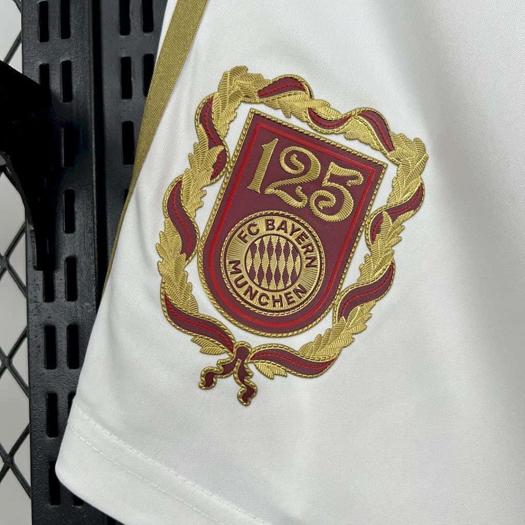25-26 Bayern 125 anniversaire short S-XXL 4