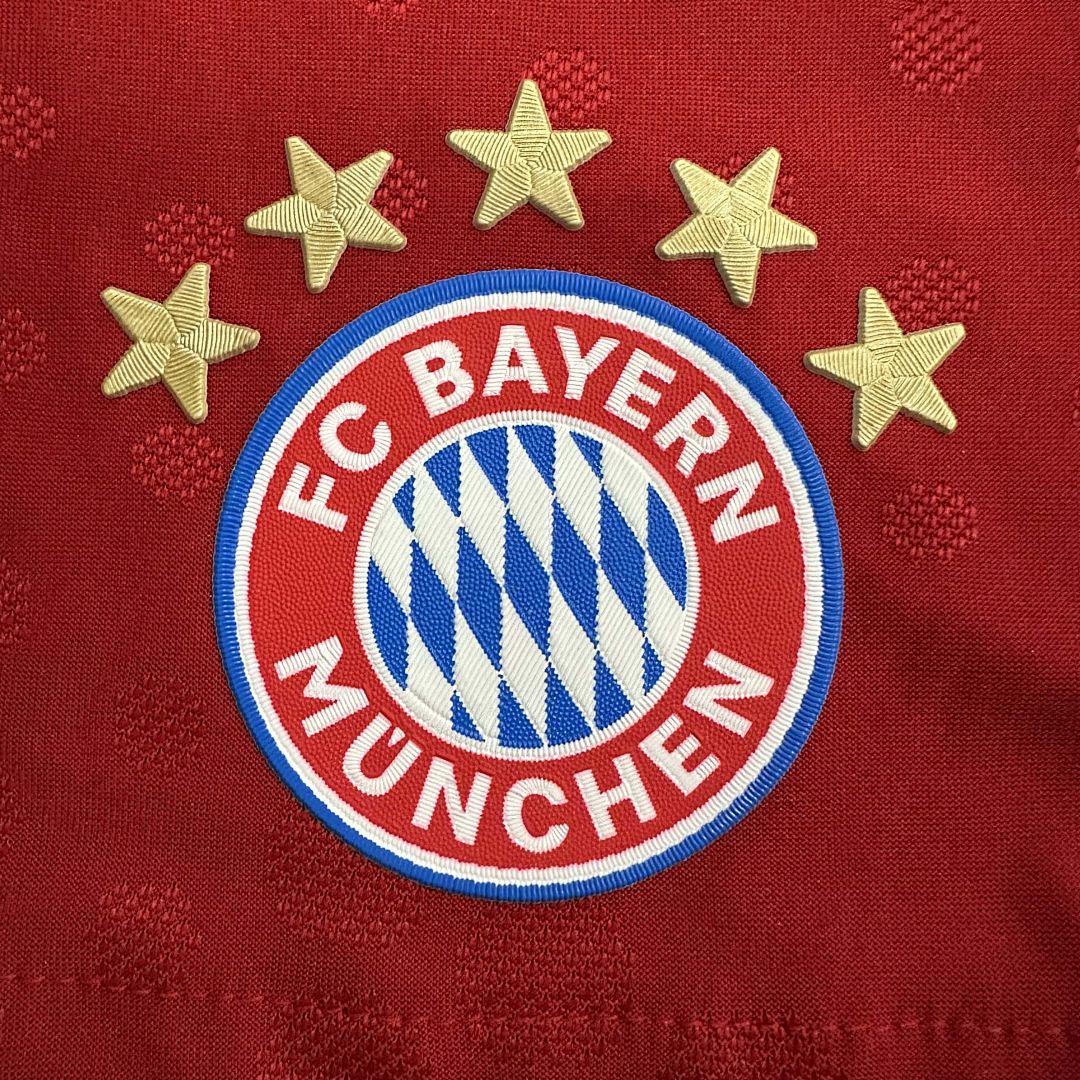 25-26 Player Bayern Home Shorts Cheap Football Jersey Wholesale Yupoo 8