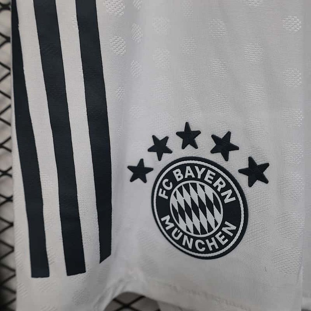 25-26 Player Bayern Away Shorts S-3XL Cheap Football Jersey Wholesale Yupoo 10