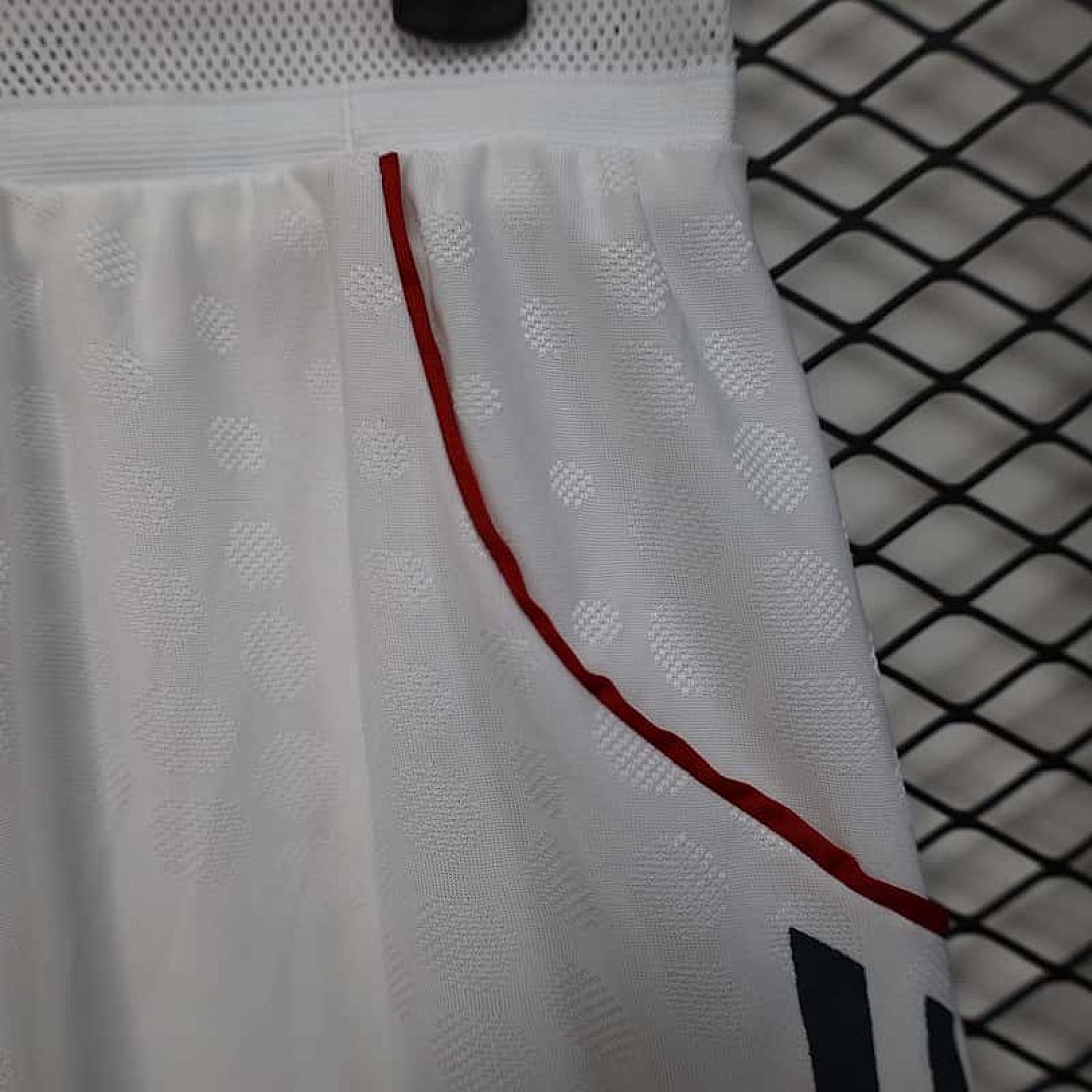 25-26 Player Bayern Away Shorts S-3XL Cheap Football Jersey Wholesale Yupoo 2