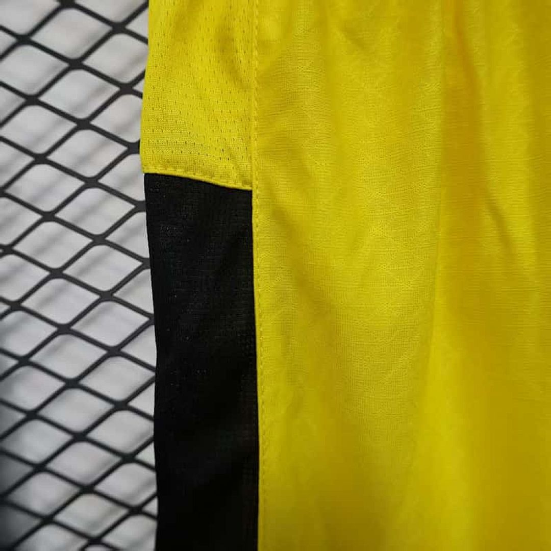 25-26 Player Dortmund Home Shorts Cheap Football Jersey Wholesale Yupoo 4