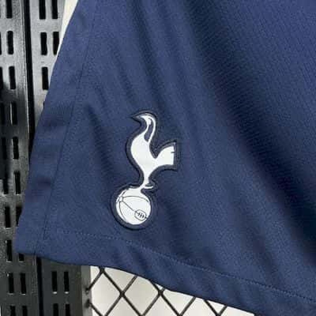 25-26 Tottenham Hotspur Home Shorts Cheap Football Jersey Wholesale Yupoo 4