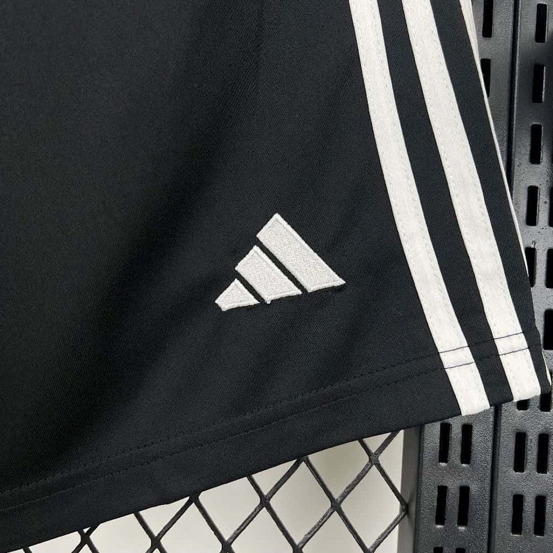 25-26 Newcastle Home Shorts Cheap Football Jersey Wholesale Yupoo 3