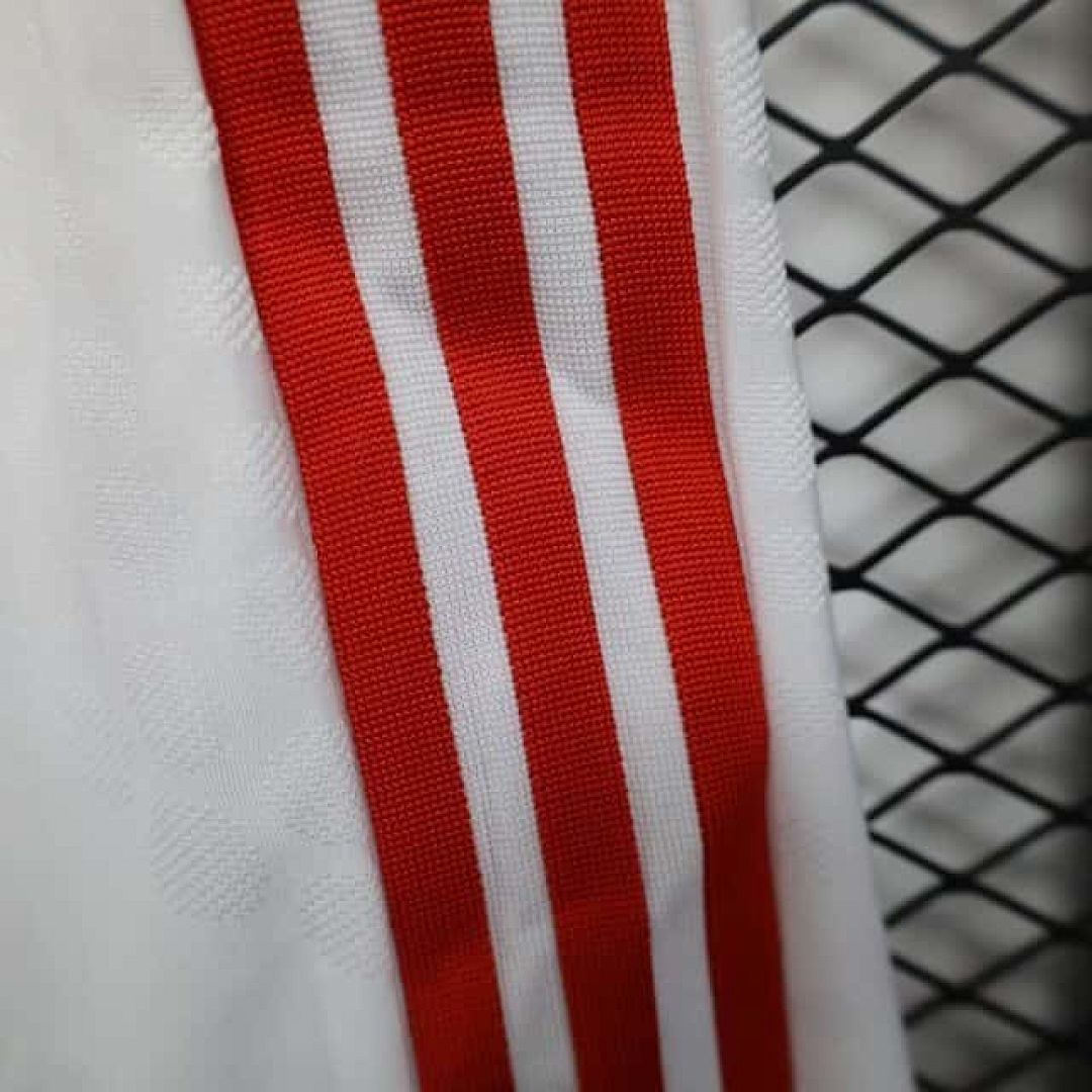 25-26 Players Japan White Special Shorts S-3XL Cheap Football Jersey Wholesale Yupoo 4