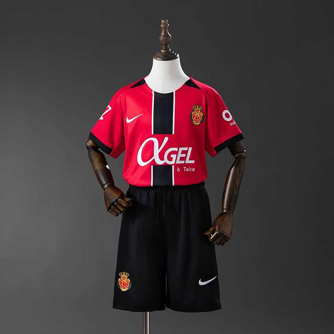 Mallorca 25_26 Home Kids Size_ 16-28