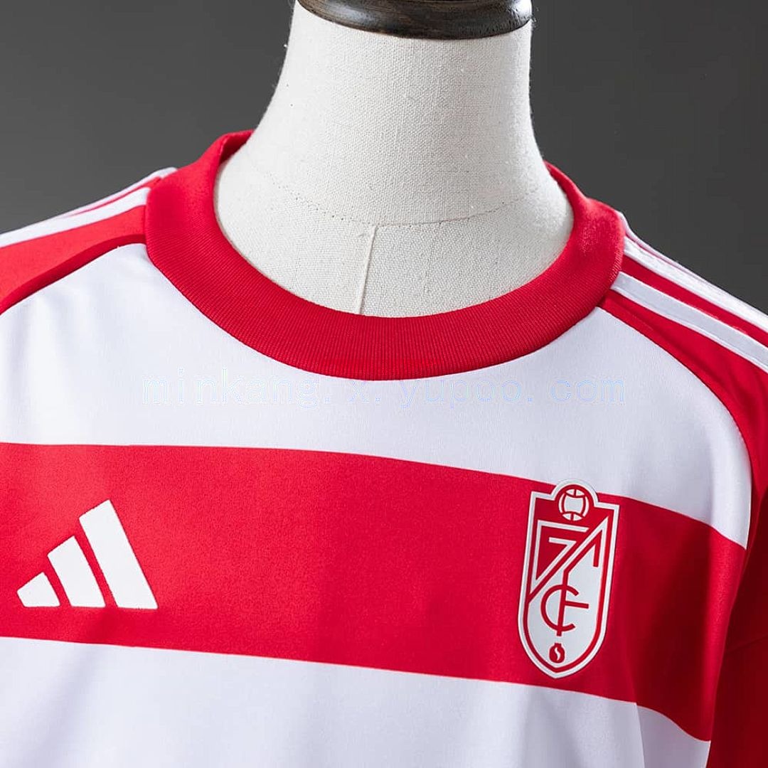 Granada 25_26 Home Kids Kit Jersey SIZE 16-28 8