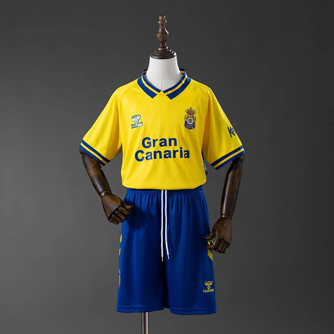 Las Palmas 25_26 Home Kids Kit Jersey SIZE 16-28