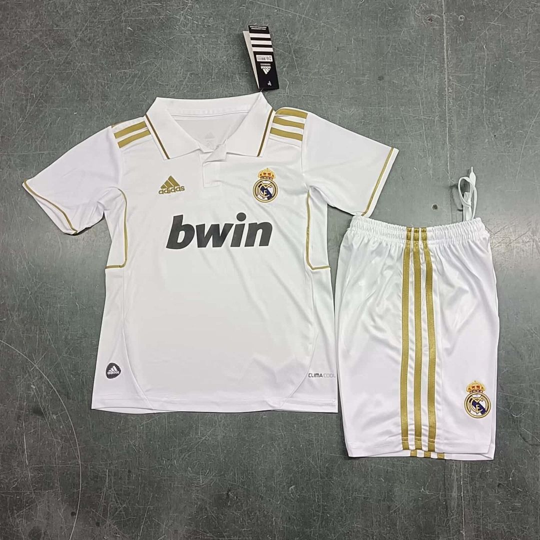 11-12 Real Madrid Home Retro Kids Kit Size16-28 12
