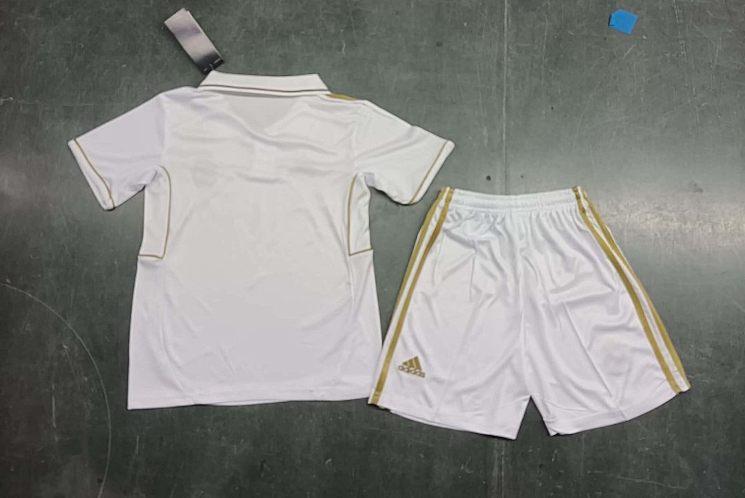 11-12 Real Madrid Home Retro Kids Kit Size16-28 13