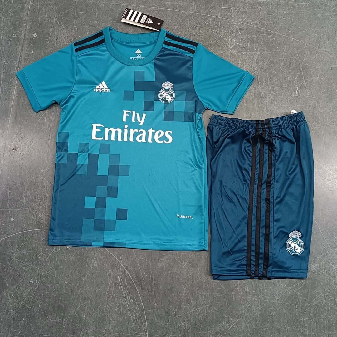 17-18 Real Madrid Third Away Retro Kids Kit Size16-28 10