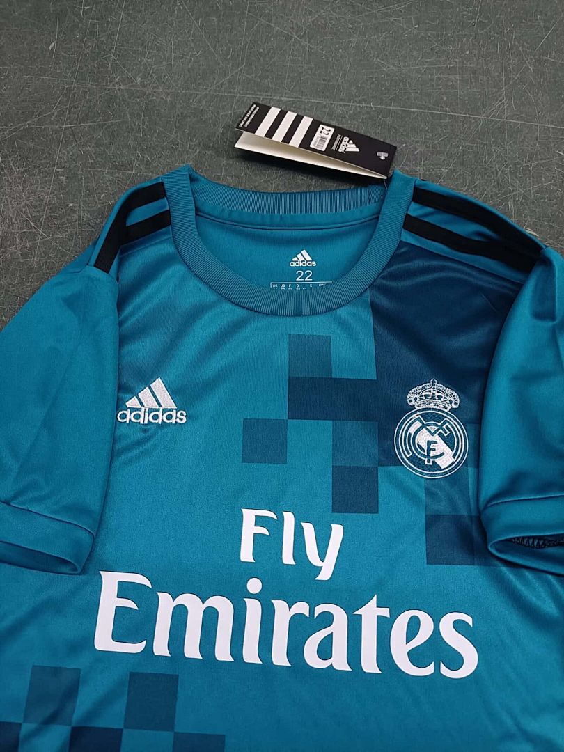 17-18 Real Madrid Third Away Retro Kids Kit Size16-28 13
