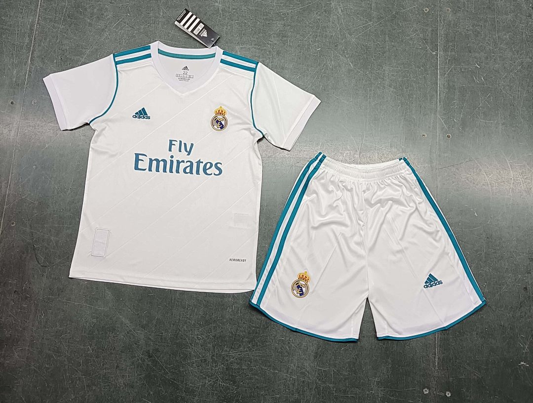 17-18 Real Madrid Home Retro Kids Kit Size16-28 11