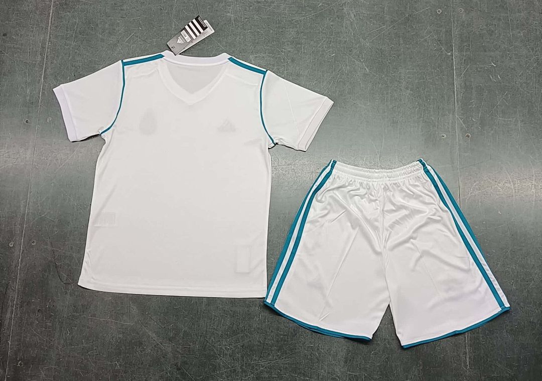 17-18 Real Madrid Home Retro Kids Kit Size16-28 13
