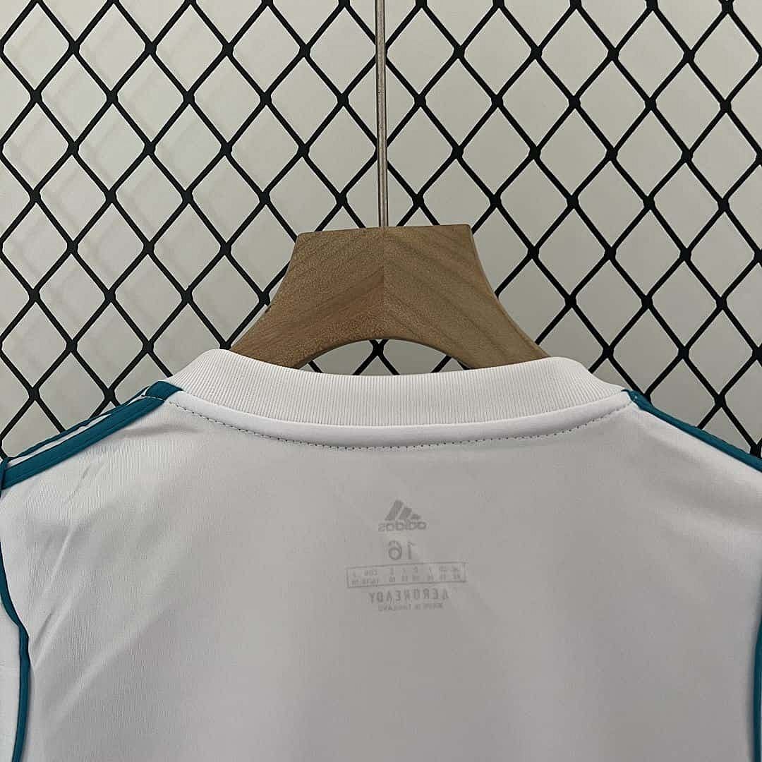 17-18 Real Madrid Home Retro Kids Kit Size16-28 2