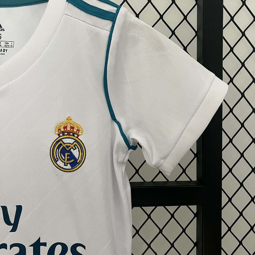 17-18 Real Madrid Home Retro Kids Kit Size16-28 9