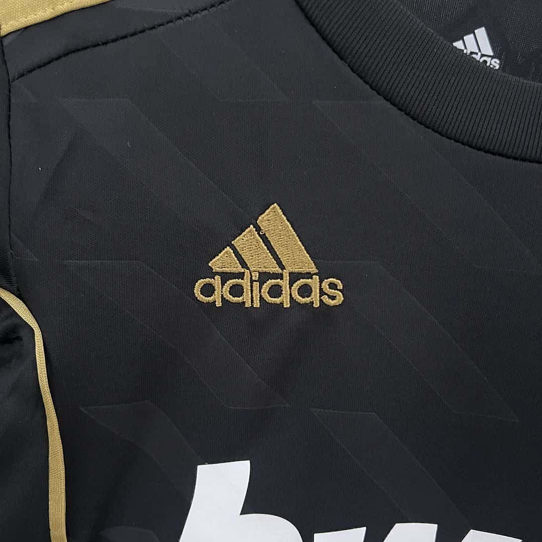 11-12 Real Madrid Away Retro Kids Kit Size16-28 8