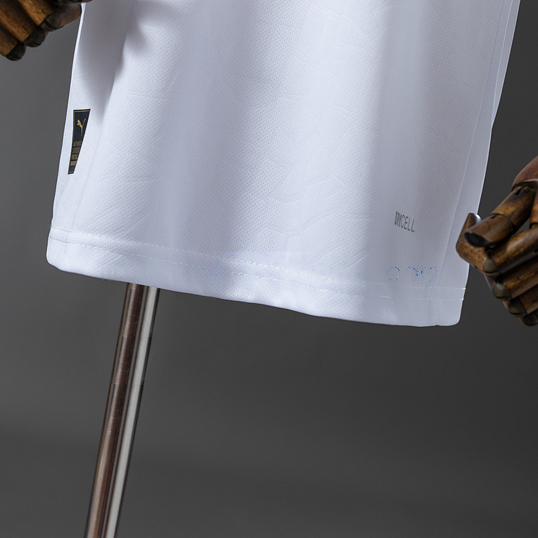 Valencia 25_26 Home Kids Size_ 16-28 11