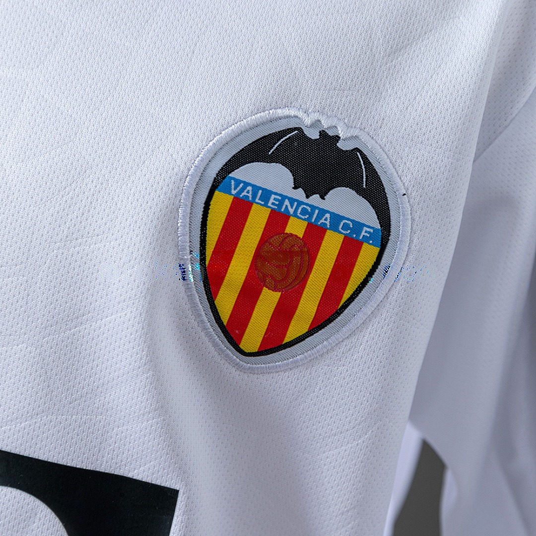 Valencia 25_26 Home Kids Size_ 16-28 6