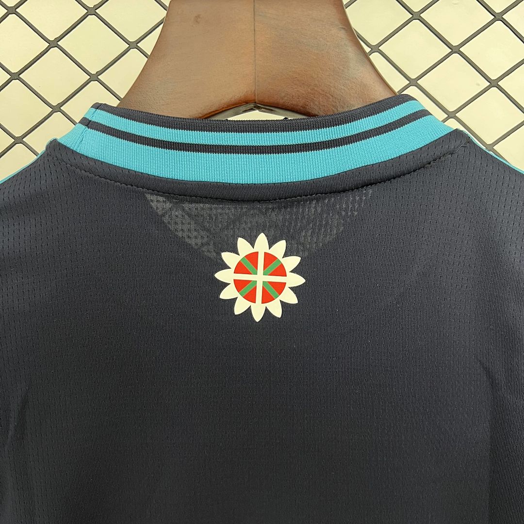 25_26 Kids Athletic Bilbao Away Size_ 16-28 2