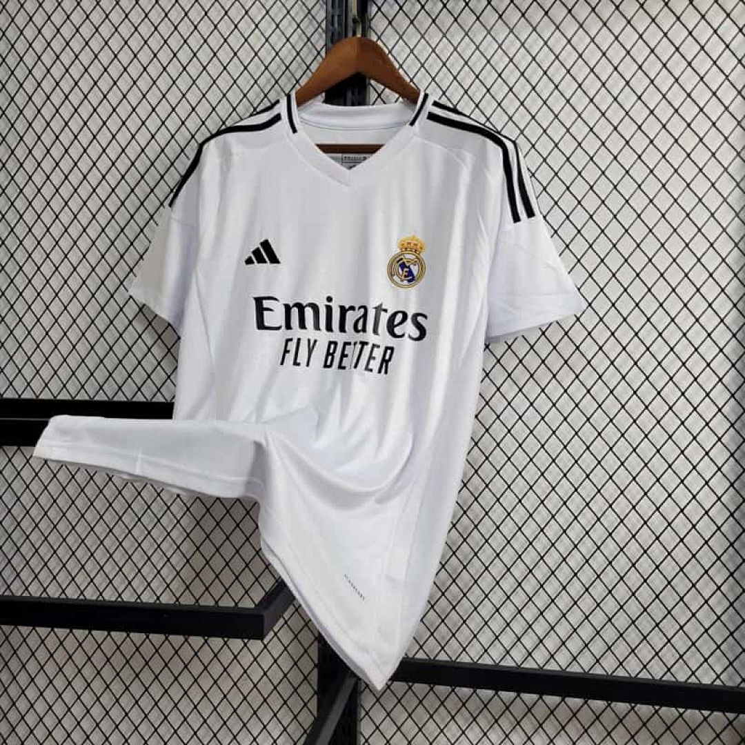 24-25 Real Madrid local kit 3