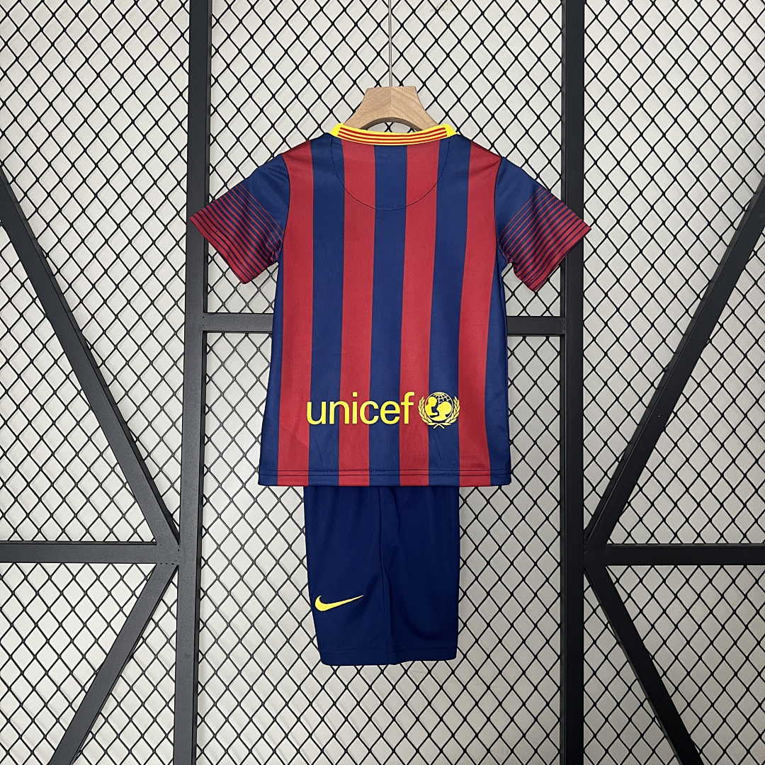 kids Barcelona 13_14 home size_ 16-28 3