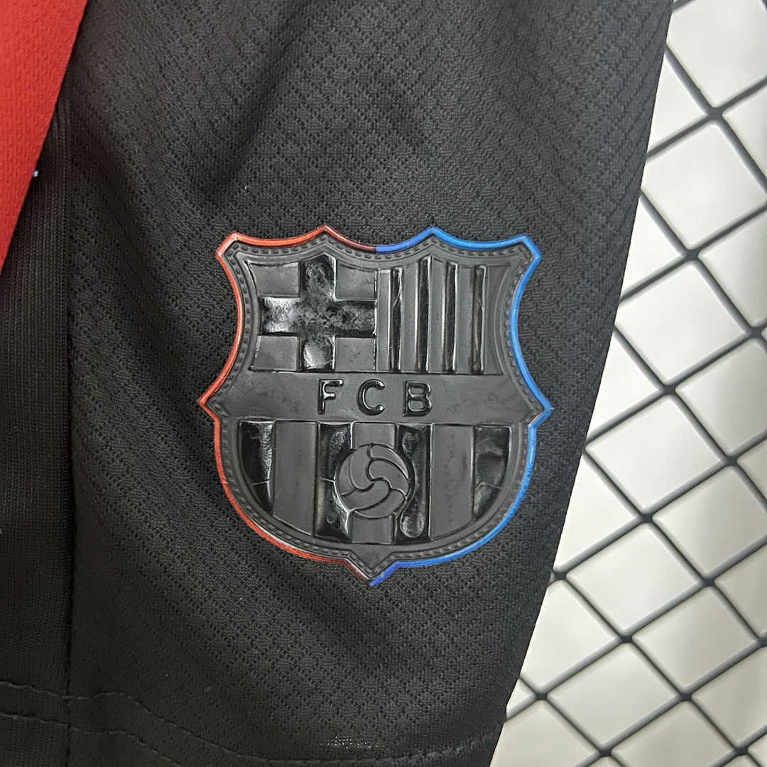 24_25 kids Barcelona away size 16-28 3