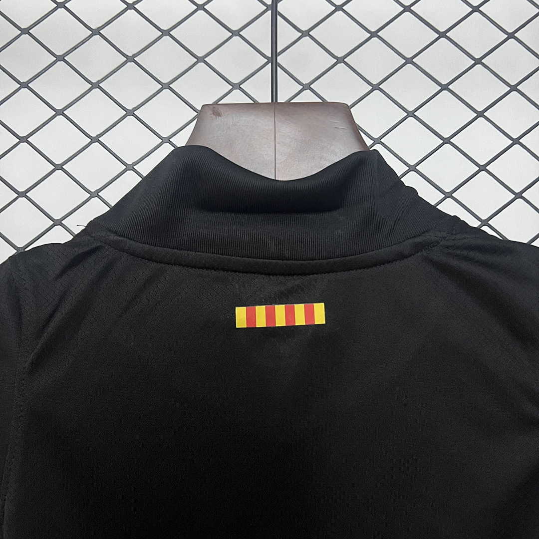 24_25 kids Barcelona away size 16-28 8