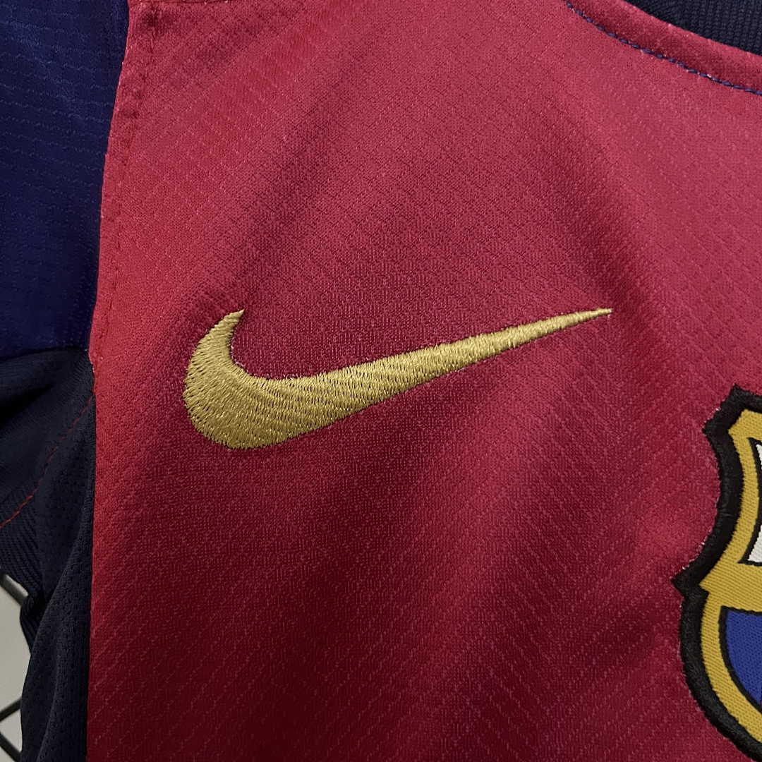 24_25 kids Barcelona home size 16-28 4